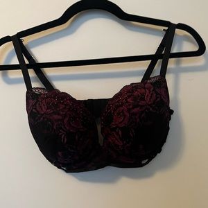 LA senza purple and black bra